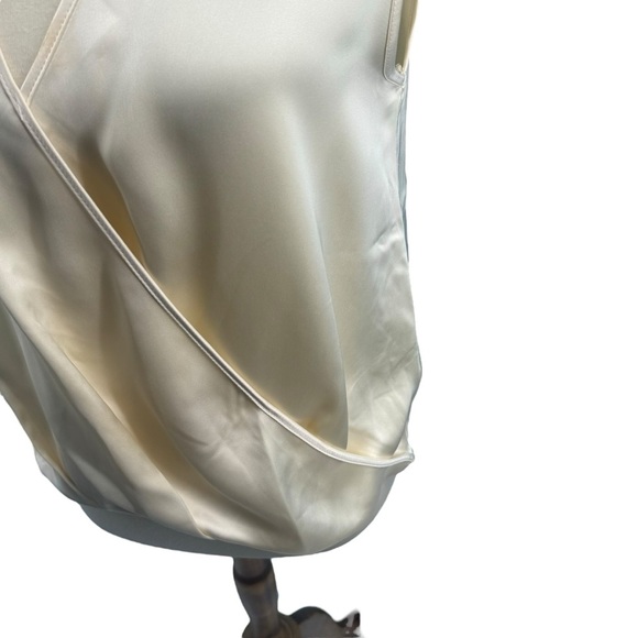 Faux Wrap Sleeveless V-Neck Hi-Lo Hem Pale Yellow Cream  M… - Picture 4 of 6